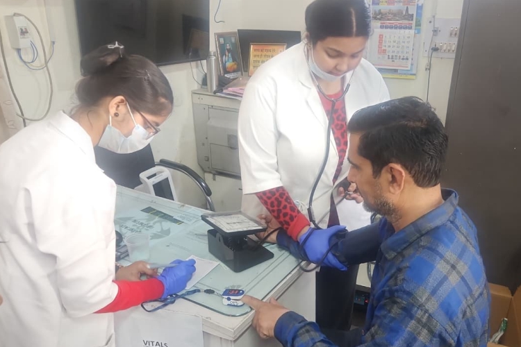Nav Konarc Hospital photograph 8