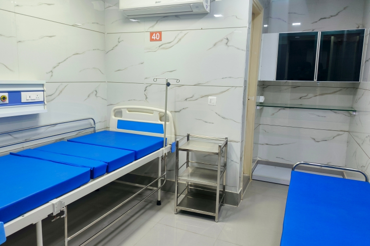 Nav Konarc Hospital photograph 4